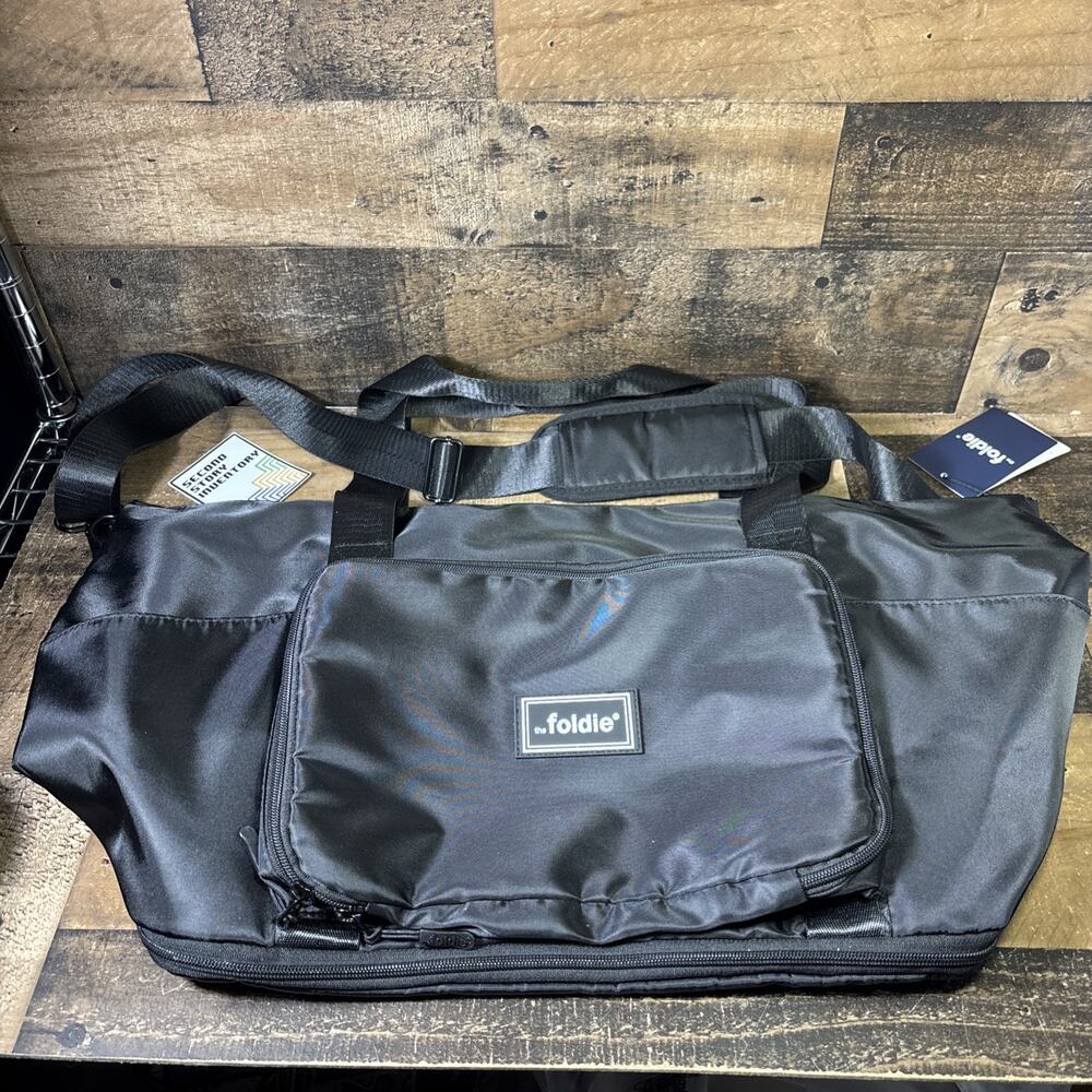 NWT The Foldie Travel Bag The Original Expandable Foldable Tote Black